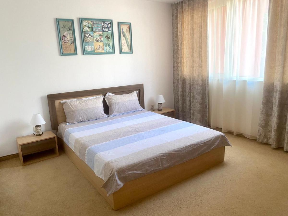 Apartments Bellevue ラヴダ エクステリア 写真